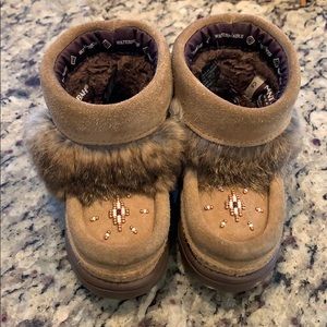 Manitobah Mukluks